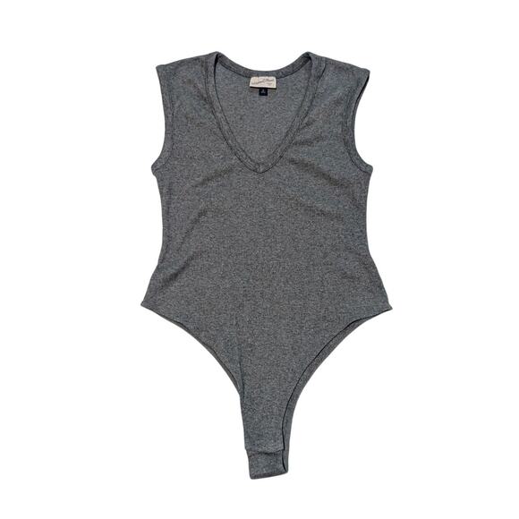 Universal Thread Grey Bodysuit Size M - Picture 1 of 2